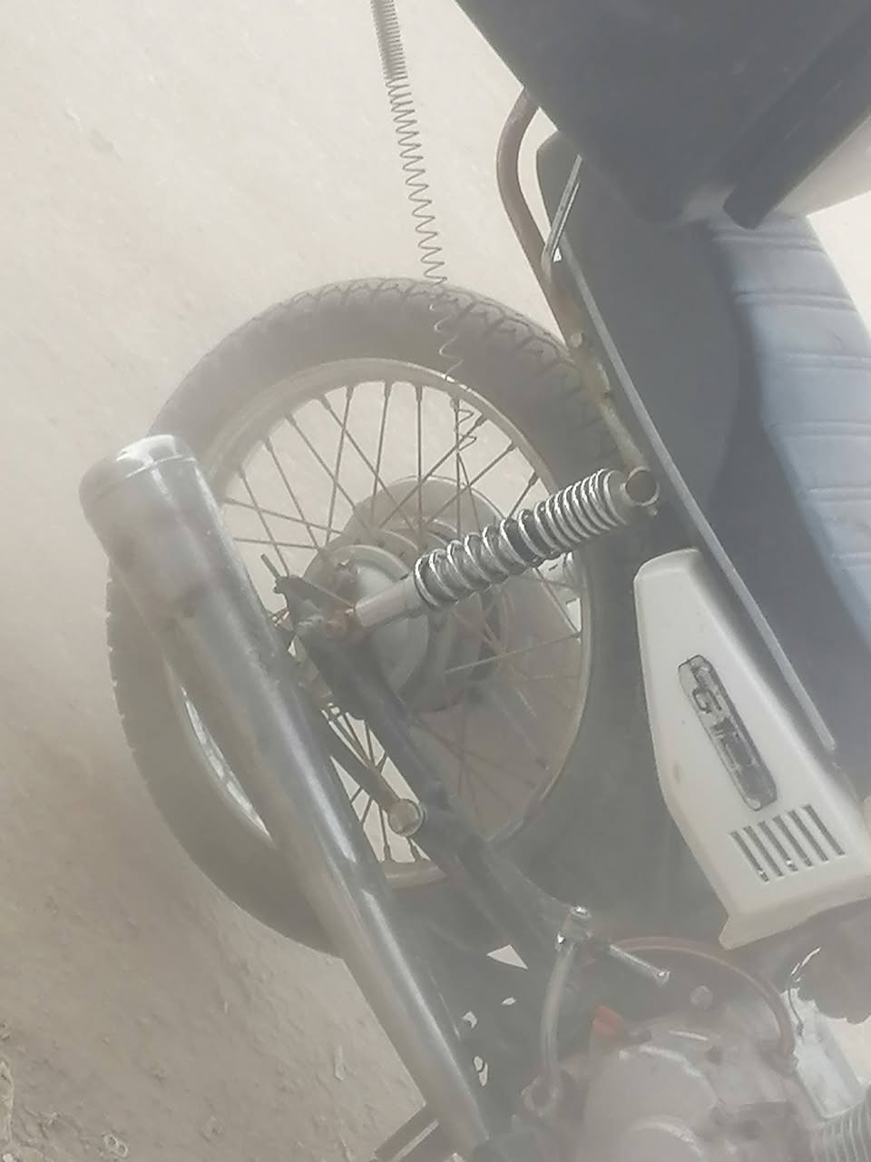 سلام عليكم دراجه نامه اصلي البيع مديل 23 دراجه جديده تعمير 26  سعر 500 او بيه مجال قليل مكاني سوك شيوخ  
*********** بي وتساب
