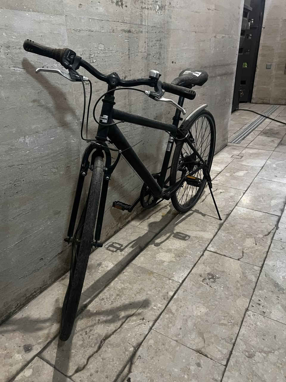 السلام عليكم
السعر بالخاص
ماركه HUMMER
المنيوم كامل
جيرات


**إذا كنت صاحب هذا الإعلان وتريد حذفه لأي سبب، رجاءا أرسل رسالة إلى الدعم الفني**