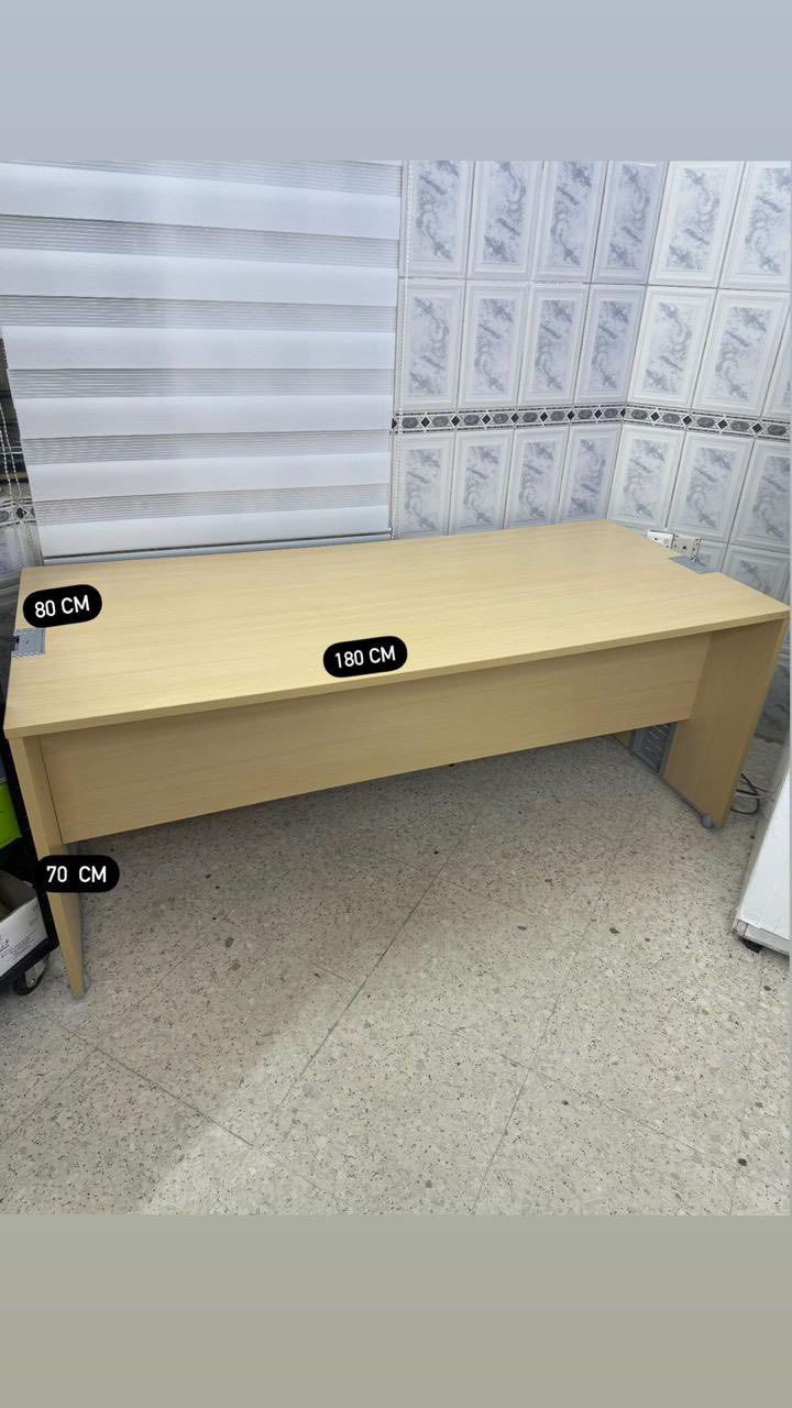 السلام عليكم   حبايب ميز مكتبي بعدة جديد بالكارتون القياسات موجودة بالصورة بعدة جديد بالكارتون الواحد ب٧٥ الكمية خير من الله الماحافضات توصيل موجود ٤ قطع وفوك تواصل خاص او عل ***********. مكاني بغداد حي الجهاد
