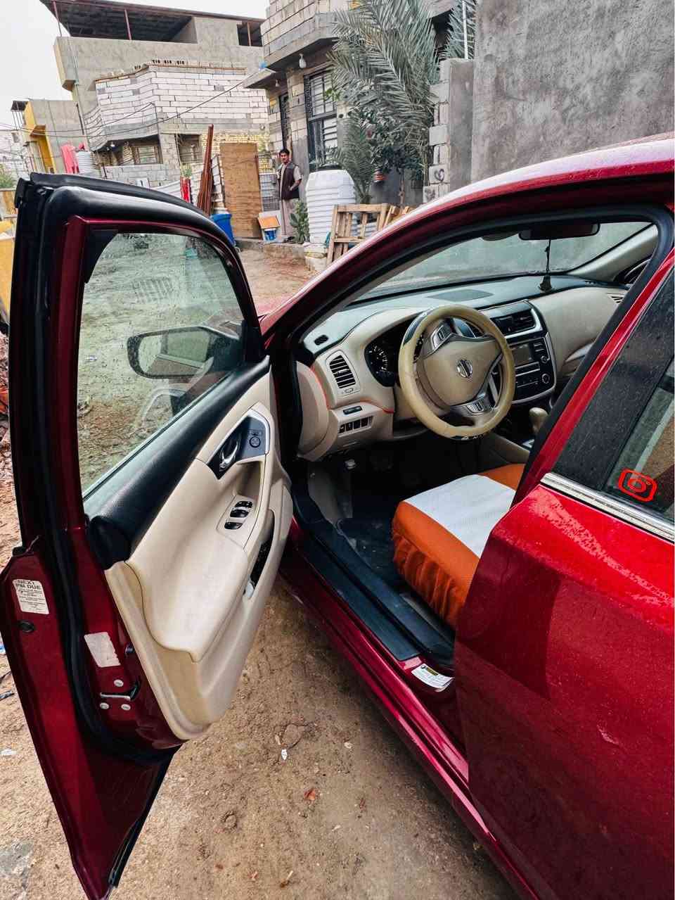 السلام عليكم نيسان التيما 2016 رقم اربيل سنويه باسم ولد من البصرة نافذه لغاية 2028 مكان السيارة البصرة وصور السونار موجوده مع الصور
مواصفات السيارة معروفة 
 السيارة للبيع 
السعر 118 
تواصل واتساب 
*********** البصرة, العراق
