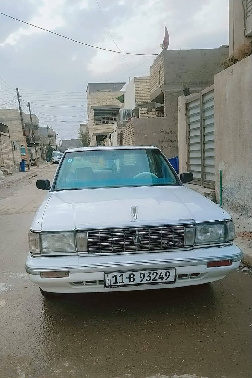 مصبوغه حزام للجماليه من عده القماره 

بدون ضربه فقط حزام والسياره خير من الله

شرط نعومه ورزانه تحفه فنيه

مكينه 2ونص ام الديلكو بالكارتون هيه والكير

والكهربائيات كلها شغاله المكان بغداد

واي استفسار اتصل وبخدمتك

***********

السعر 67 وبيها مجال حك الجيه

المكان بغداد الكماليه

واسف على الاطاله
