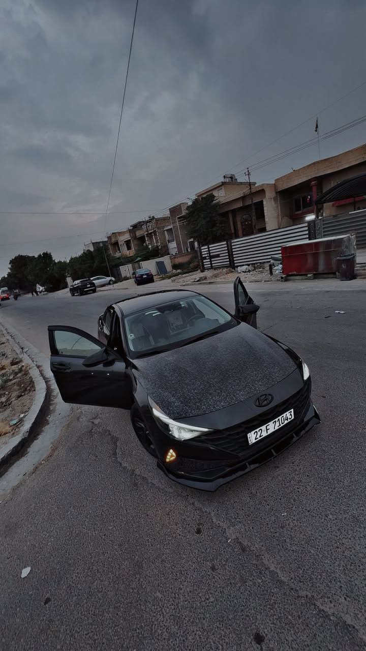 لسلام عليكم النترا 2022 للبيع
رقم شمالي تريد وكالة تدلل تريد تحويل هم تدلل 
السيارة كلين بدون حادث سرقة فقط قطعة بنيد 
بيها ضربة بالباب لخلفي مثل ما موضح بالمنشور 
وشخط بالباب لخلفي عكس لسايق ماشيه 70 الف ميل 
كير محرك كفالة صدر جديد السيارة عليها ادامة كاملة 
مكان السيارة الطالبية رقمي *********** 
معروضة ب 140 وكل لهلا
