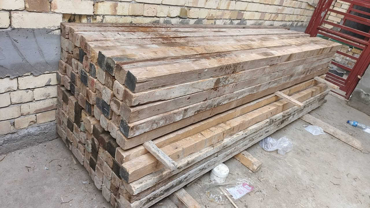 سير روسي تارس نظيف للبيع العدد 4مكاعب في بابل حلة ***********
