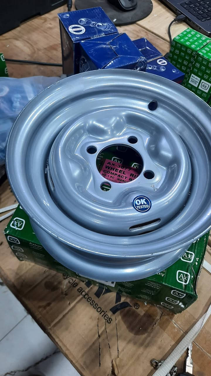 السلام عليكم احبتي
                وصول بضائع جديدة 
         ( مجمع سنام البصرة ) 
    بصرة حي الحسين 
                        ***********
