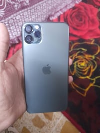 آيفون ١١ برو ماكس • ٦٤ • بطارية ١٠٠٪