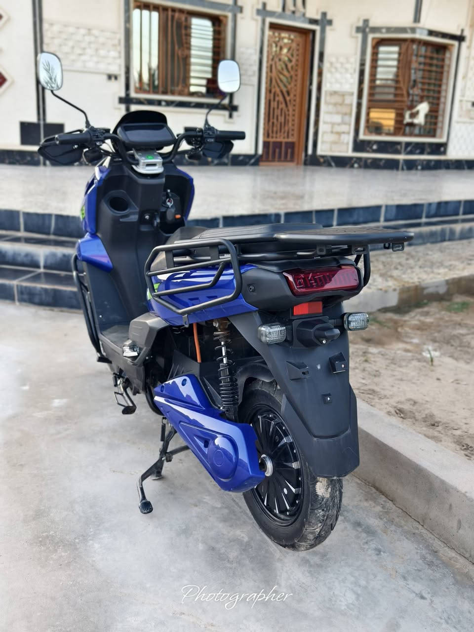 دراجه شحن اباجي نظافة فول. بطاريات اليوم شديتهم نوعيه ونلي الاصلي 32A عدد 6 بطاري
سرعة فول ملف 3000 شلعة قوية مثبت سرعة لايت عالي ناصي سويج 2 + بصمة تاير حجم 12 دراجه جبلية السعر 900 و بي مجال بسيط الشراي يخابر ***********
