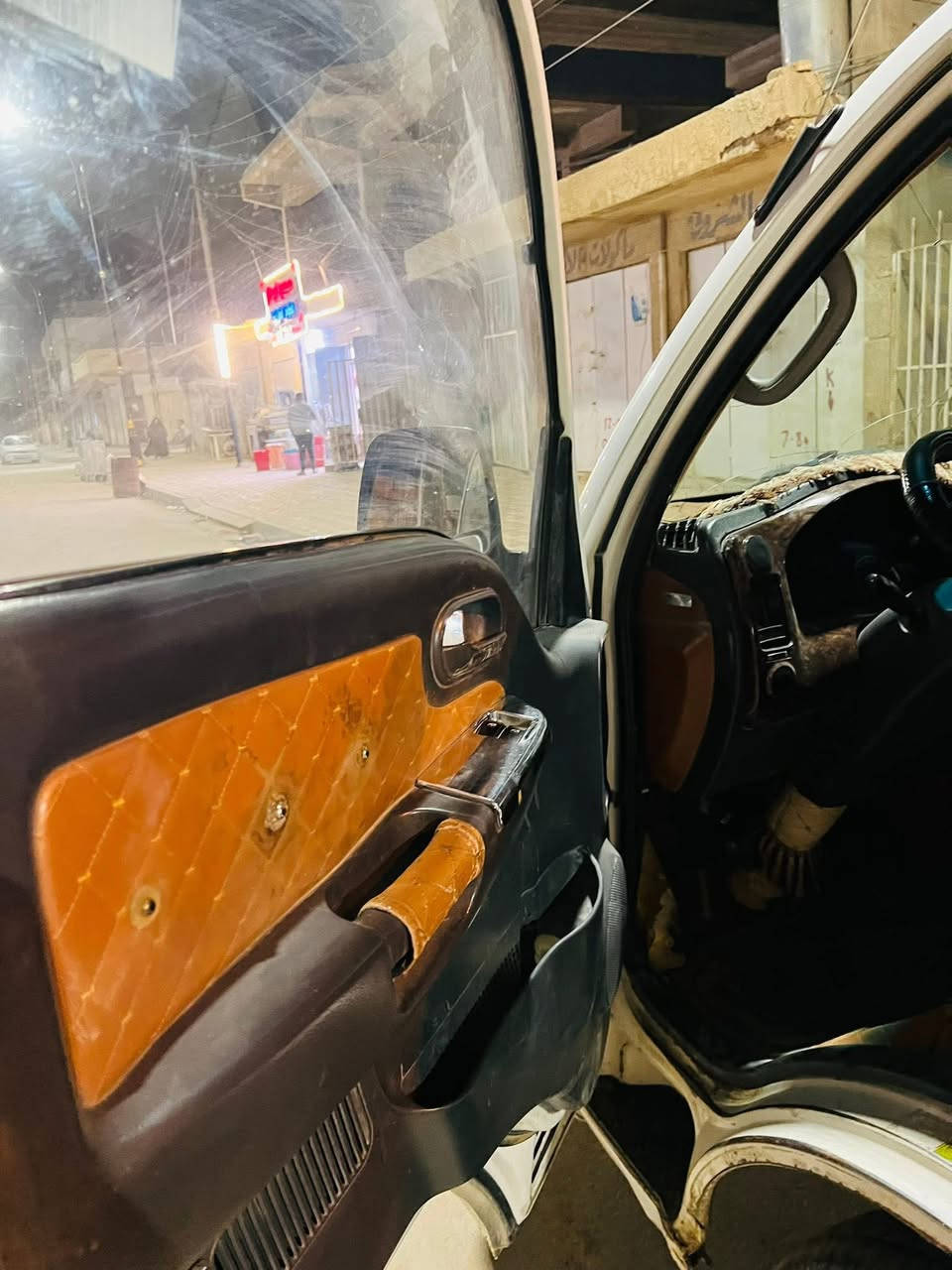 السلام عليكم 
كيا حمل حبل بدونً كص ابيع ادوات بدون الرقم  محرك 2700
محرك جديد هوه وراديتر وكامل مكمل اول لبارحه كمل

داينمو جديد 
مكان السياره صلاح الدين الدور 
للاستفسار ***********
