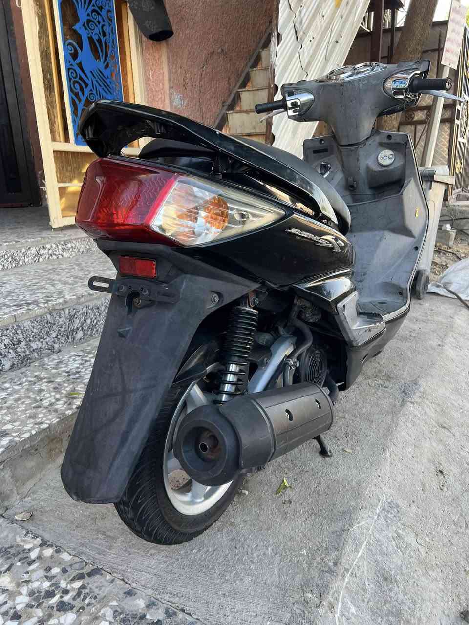 السلام عليكم للبيع سكنس فحل ياباني اصلي

نوزل خطين 

تزويد كفرات نيكل

كلشي شغال بحاله الوكاله 

استاند كهربائي

 بلواقع احله من الصور بعد تجي وتشوف وتدلل العنوان بغداد حي اور السعر ١١٥٠ 
الاستفسار ***********
