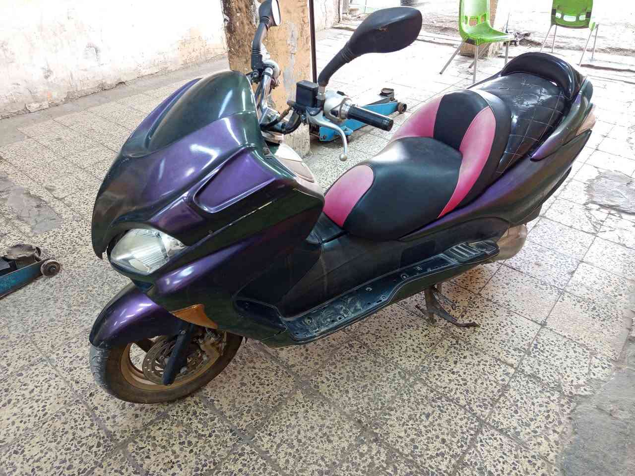 السلام عليكم دراجه فورزا بصمه دراجه كامله نقص كلج خلفي مسجل شغال بصمه بلاديه تايرات جدد مكينه مكفوله كهربائيات شغاله المكان الشعب السعر 750 ,***********
