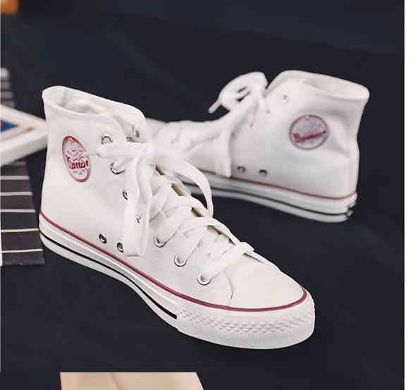 سلام عليكم احذيه ولادي بناتي بضاعه كوريه اصليه مو صيني وشرط الضمان يوجد توصيل داخل حي العامل والمناطق المجاوره للحجز راسلونا على الوتساب ***********
