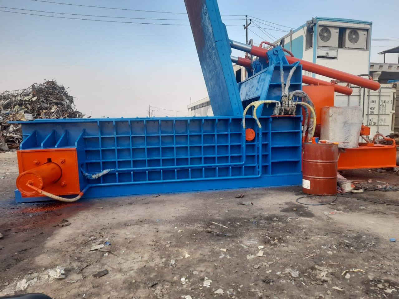 السلام عليكم
مكبس حديد عراقي للبيع
قياس 4/2 ماطور 100احصان
للاستفسار ***********
