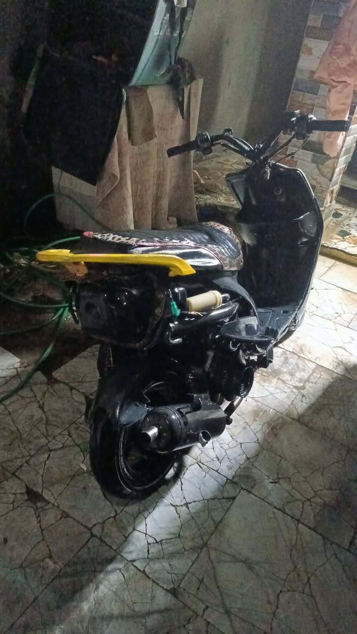 سلام عليكم ماكس عدله حربيه مال لعب 55 شلعه ومعدل فول مناقصه شي ناصريه مركز وهذه رقمي***********
