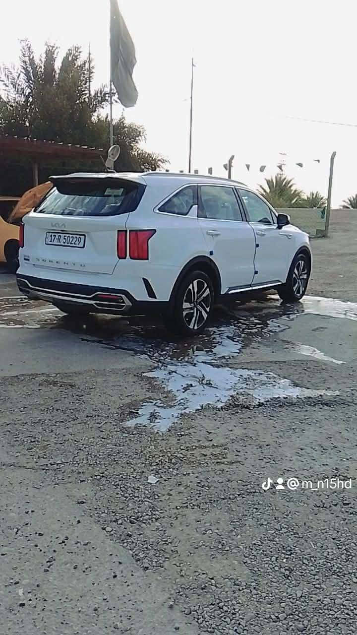 اللبيع سورنتو مكفول ٢٠٢٢مشي ١٠٠ مكانه السماوه *********** سعره ٢٩٠
