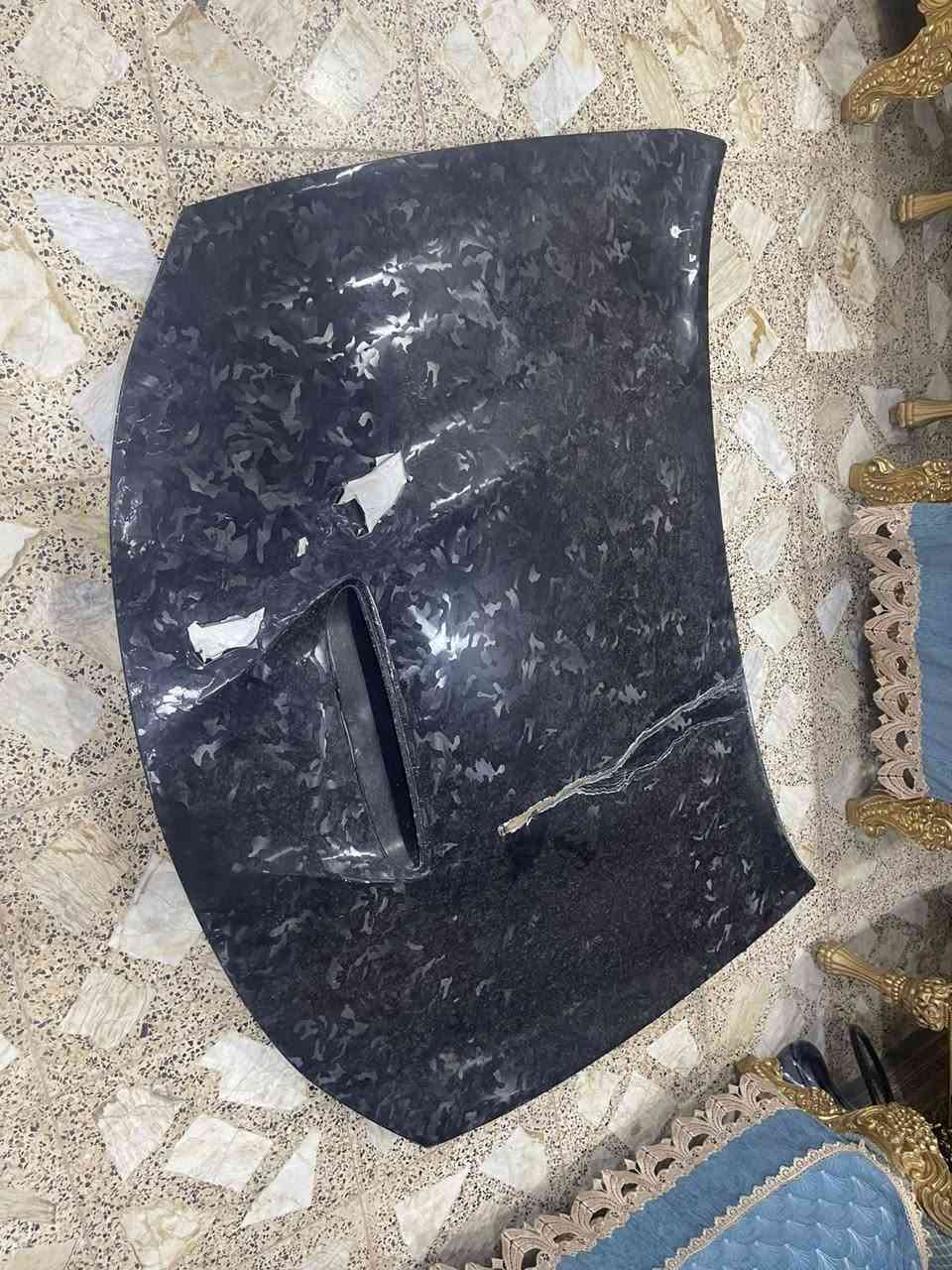 سلام عليكم 
بنيد جارجر فتحه وحده للبيع من يرهم من ال15 للخير مديل لونه رصاصي ومغلف اسود للتواصل مكاني نجف كوفه

***********
