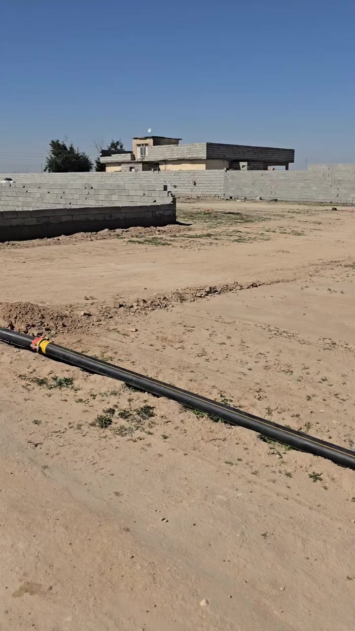 قطعة ركنين بهيج مواصفات إذا راحت… صعب تتعوض!
💎 680 متر عرض صافي
📏 واجهة 34 متر على الشارع مباشرة
📏 نزال 20 متر
📍 خارج حدود البلدية – مقاطعة 29 اشناس
يعني مساحة تفتح النفس…
يعني تگدر تبني فيلا ملكية 👑
أو تسوي مشروع استثماري يدر ذهب 💰
🌿 جو هادئ
🌬 هواء نقي
🌳 أشجار وطبيعة تخليك تحس براحة من أول زيارة
الركنين + الواجهة العريضة = قيمة تصعد سنة بعد سنة 📈
⚠️ القطع بهيج قياس وواجهة عريضة ما تبقى بالسوق
واللي ينتظر هواي… يشوفها تنباع قدامه
🔥 السعر مناسب والبيع للجادين فقط
📞 الاتصال على الرقم: __________***********
اكتب (تم) بالتعليقات إذا تريد التفاصيل
🔁 لا تنسى متابعة الصفحة حتى توصلك الفرص قبل غيرك
واصل ماء وكهرباء
