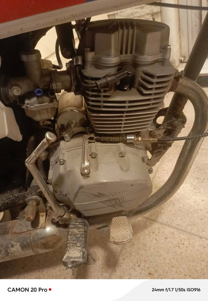 دراجه سيفان نضيفه للبيع السعر 350بيهة مجال حك الجيه محرك خير من الله كامله مكمله نقصهة بس سلف عنواني ديالى تقاطع القدس دور زراعةرقمي وتساب ***********رقمي نتصال0778 359 0774
