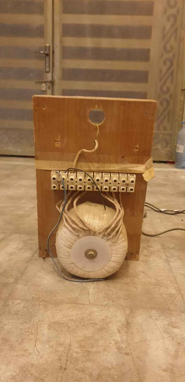 رافعة فولتية 
(عمامة)

تخريج 220 فولت 

للبيع 
مكاني البصرة الجنينه 
*********** البصرة, العراق
