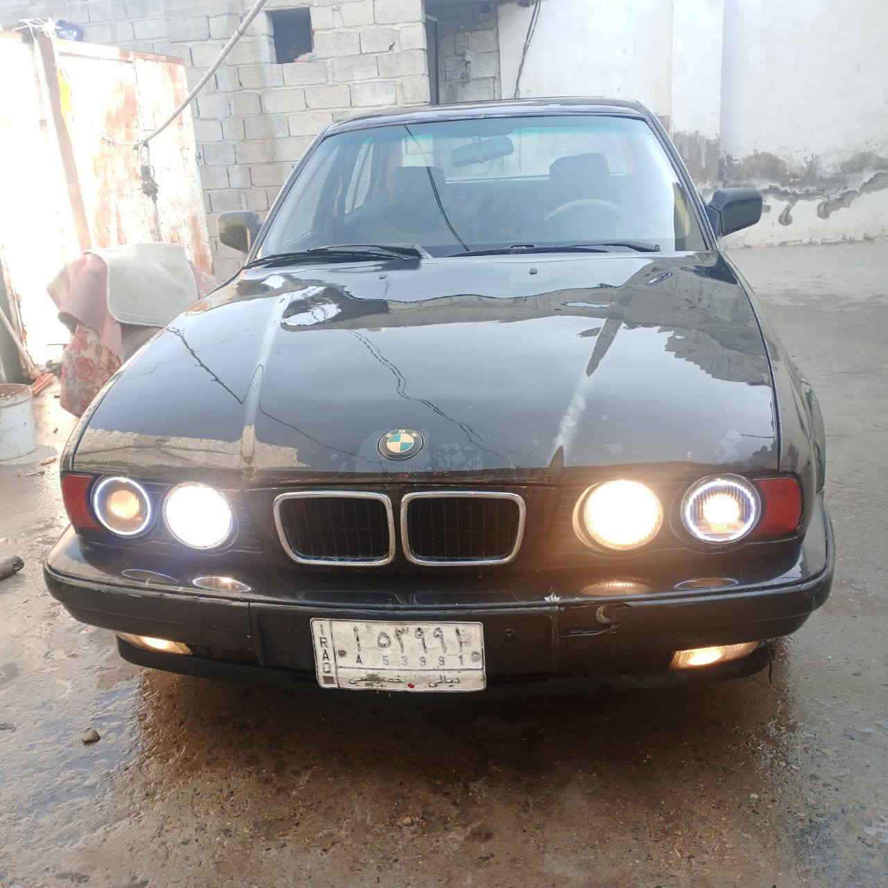 بي ام M3 المكينة خير من الله الكير وكالة شرط الضمان كهربائيات شغالة سيارة فول اوتو ب اسم الراعي الشرعي الموقع ديالى بعقوبة السعر 45 وبيها مجال والرقم ***********
