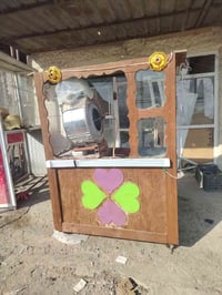 بسطية جبس الكرادة مع مكينة حب الشمس نظيفة للبيع مكلف بالنشر للاستفسار ...