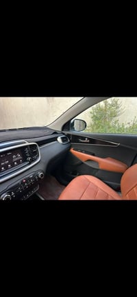 سورنتو ٢٠١٩ • وارد أمريكي • كاربلاي