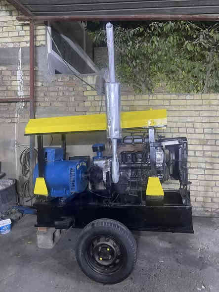 للبيع مولد كيا ٣٠ كيفي نظيفة السعر ١٢ ورقة قفل لاستفسار بغداد ***********
