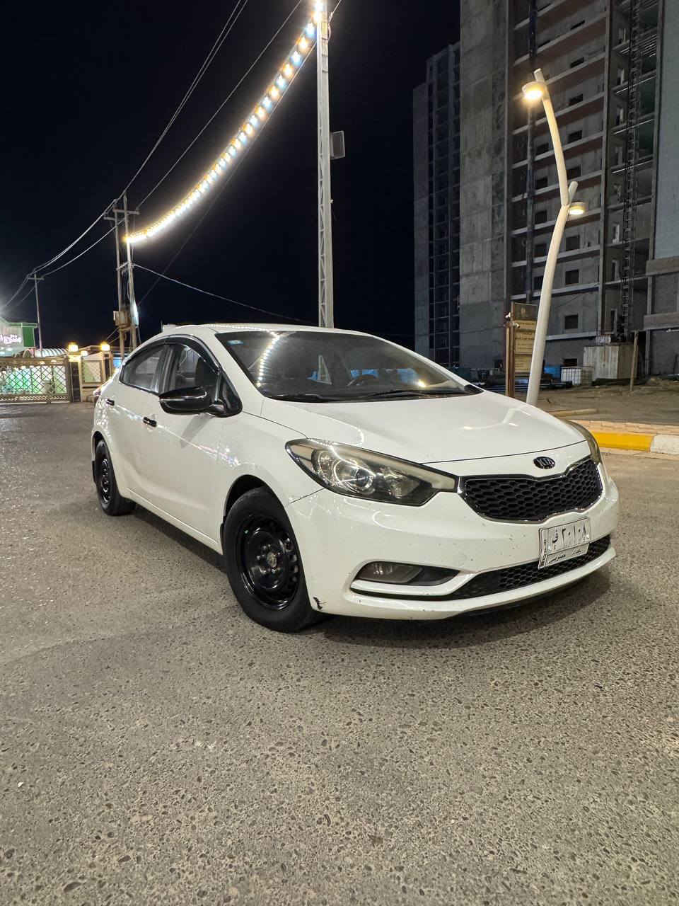 للبيع فقط👇

 سيراتو موديل 2014 خليجي 1600 رقم بغداد مشروع وطني السياره باسمي جاهزه من صدر وحداديه وتخم تاير تبريد تدفئه شغال جرص تنبيه 120⏰ كير محرك دواخل كلها مكفول 
لايت زنون  السياره حلوه وجاهز برغي متحط عليها 
السونار مرفق مع الصور  مكان السياره الانبار فلوجه

السعر........110 وبيها مجال

ملاحظه♣️ مامتوفر خاص 

للاستفسار🉐

***********☎️
