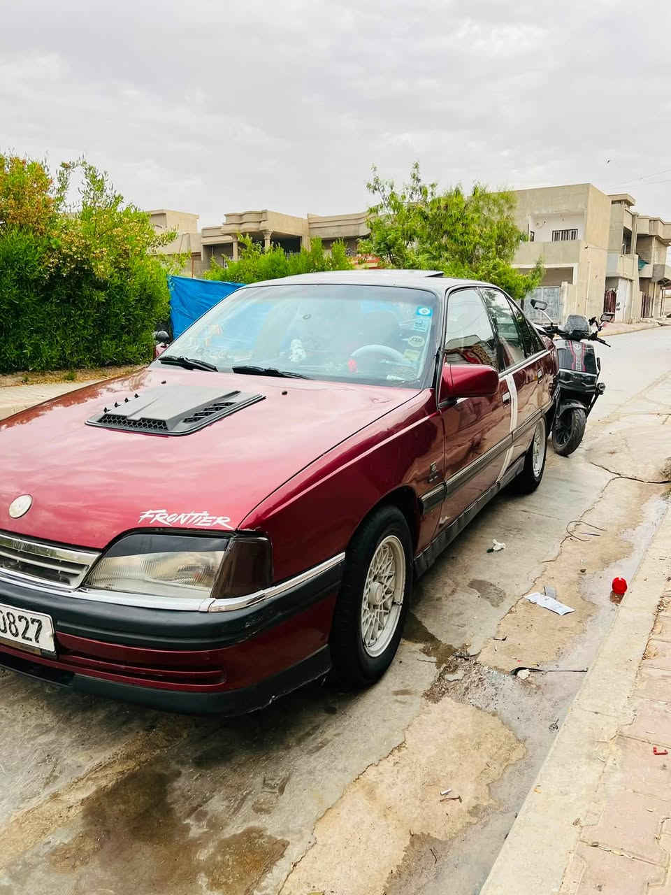اوبل اوميكا موديل 93 محرك 20 صبغ للجماليه فول نضافه  تايرات جديد راديتر جديد محرك نضيف رقم كركوك دولي سياره باسمي اترايك للبصره سعر 40مجال اوبيها مجال 
للاستفسار ***********
