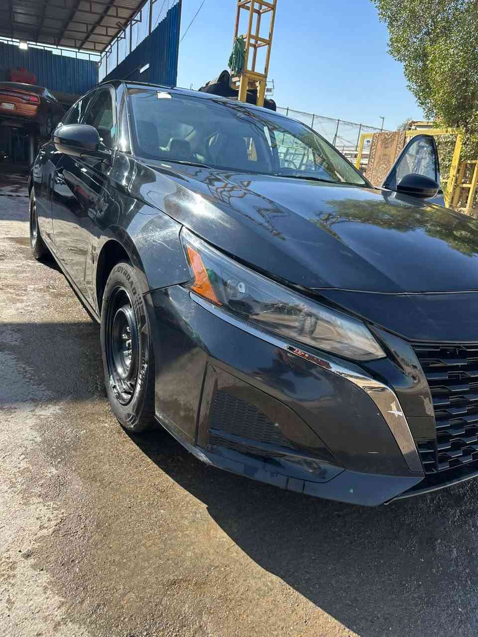 السلام عليكم بيع مستعجل التما موديل 23 مواصفات SR بلاص فول للأخير بيهه مكانات صبغ صفحة السكن والبجم صبغ بدون دواخل بدون تبديل ايرباك برده وستيرن سعر 145 وبيهه مجال مكاني بغداد *********** ممتواجد ع الفيس اتصل وخادم اني
