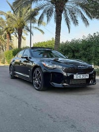 كيا ستنكر موديل 2023 محرك 3300 تون تيربو 🚀 V6  فئه السياره GT2 يعني 1/...