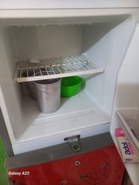 ثلاجة • نظيفة • ٨٠/١٠٠