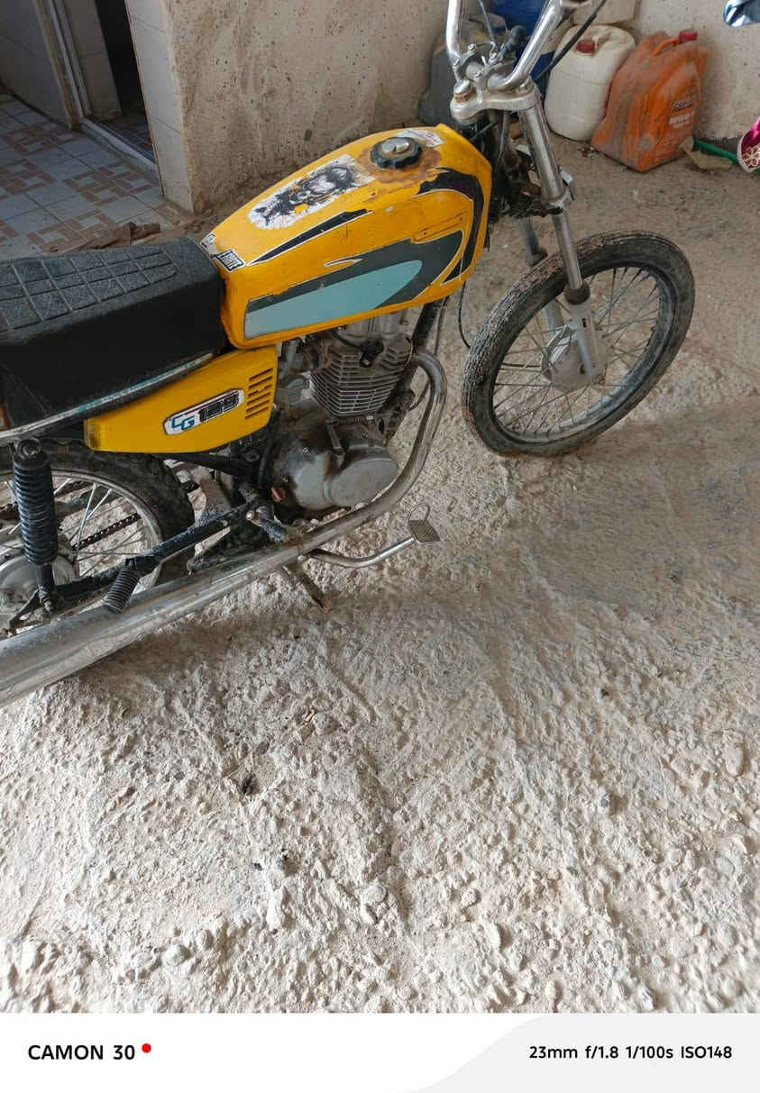 سلام عليكم دراجه للبيع اصولي وكيل 2018
درجه بيه بخار مكان نجف السعر 325وبيه مجال 
***********
