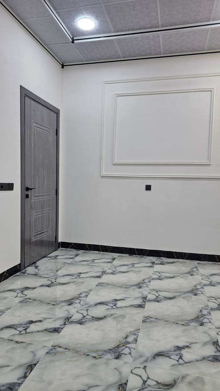 دار للبيع التربيه الاولى المساحه 100متر طابقين بناء فول زيرو حديث السعر 78مليون بي مجال 
***********
***********
