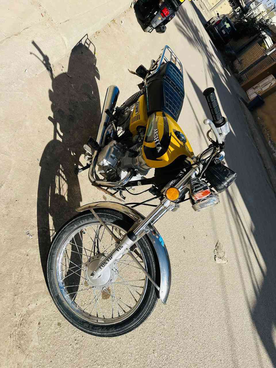 سلام عليكم دراجه ارشا للبيع دراجه نضيفه كلشي شغال بيها محرك نضيف لامفتوح ولاملعوب بي لاتنقيص لاتبخير اوراق اصولي دراجه نضيفة بيها نقص جوزه فقط سعرها 550 وبيها مجال عنواني بابل المسيب حي المعلمين  
*********** مكلف بالنشر غيؤ متواجد على الخاص
