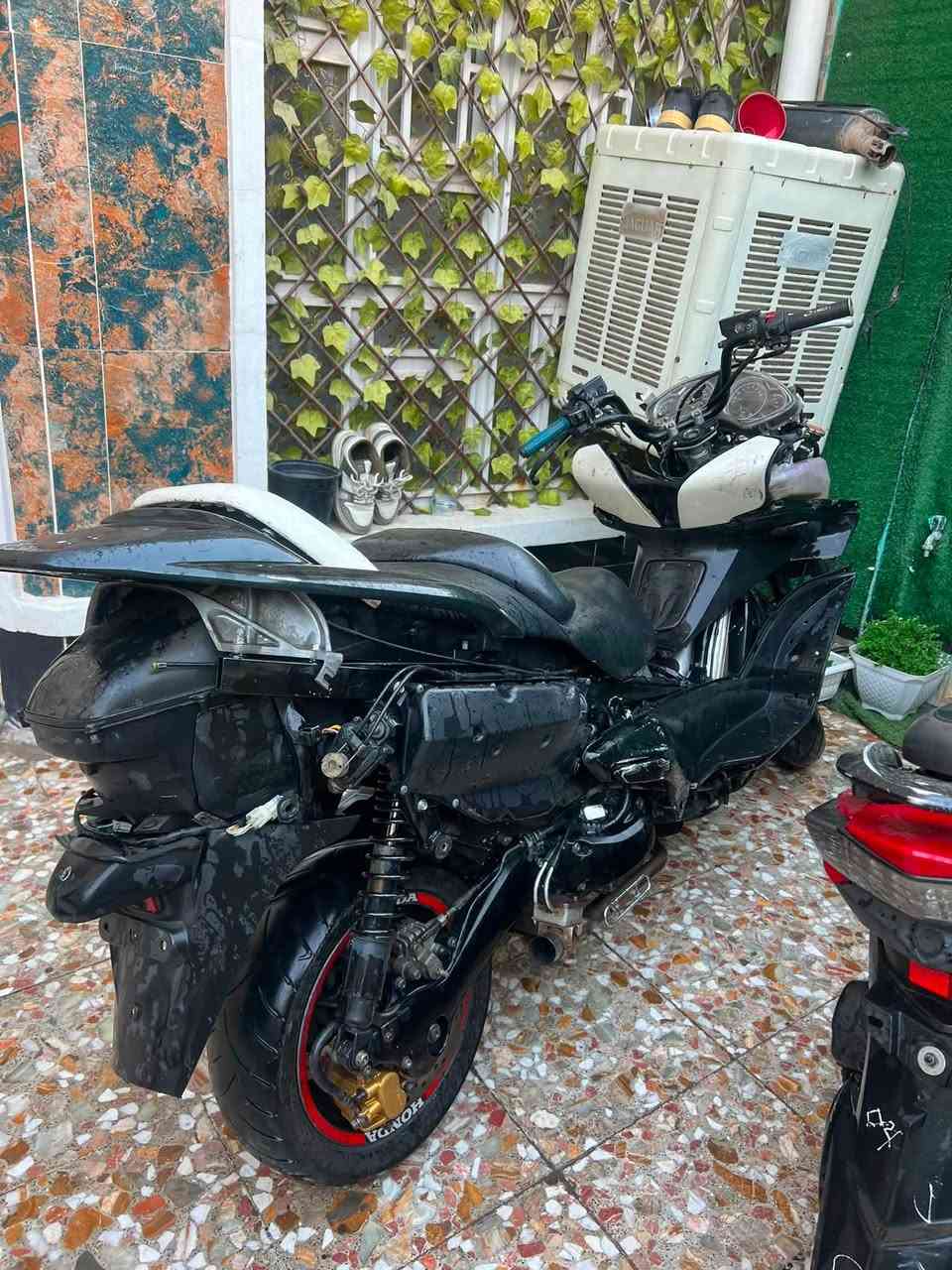 سلفر GT حديث 400 شلعه ومعدل شك الكاع شك 
مكاني بغداد رئاسه العبيدي *********** شعندك مراوس نزل
