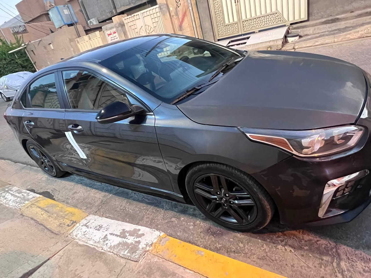 السلام عليكم 

كيا فورتي GT-Line 2021، محرك 2000، وارد أمريكي، ممشى 98 ألف ميل، كير سيفتي، بيها قطعتين فقط، سيارة مرتبة وجاهزة للفحص، السعر 130 وبيها مجال شي بسيط 

*********** الرقم
