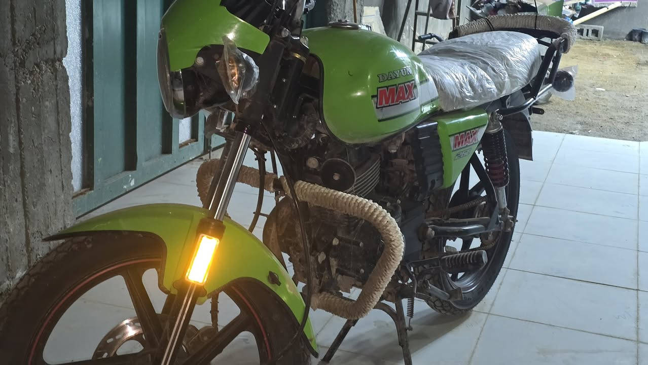 السلام عليكم اخوتي 🫡🫡
دايون موديل 23طالعه ب24 دراجه حلوه ونضيفه شوفت عينكم عوزها ترتيب شويه لان هاملها ما اطلع بيها مكاني ناصريه مركز صالحيه اوراق (سكنر) السعر مليون ونص وبيها مجال حك الجيه ***********
