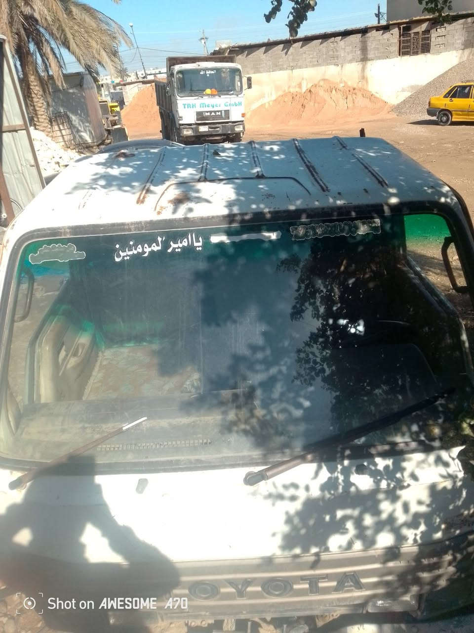 سلام عليكم عندي تيوته قلابي للبيع رقمه بغداد بلاديه *********** رقم تلفوني
