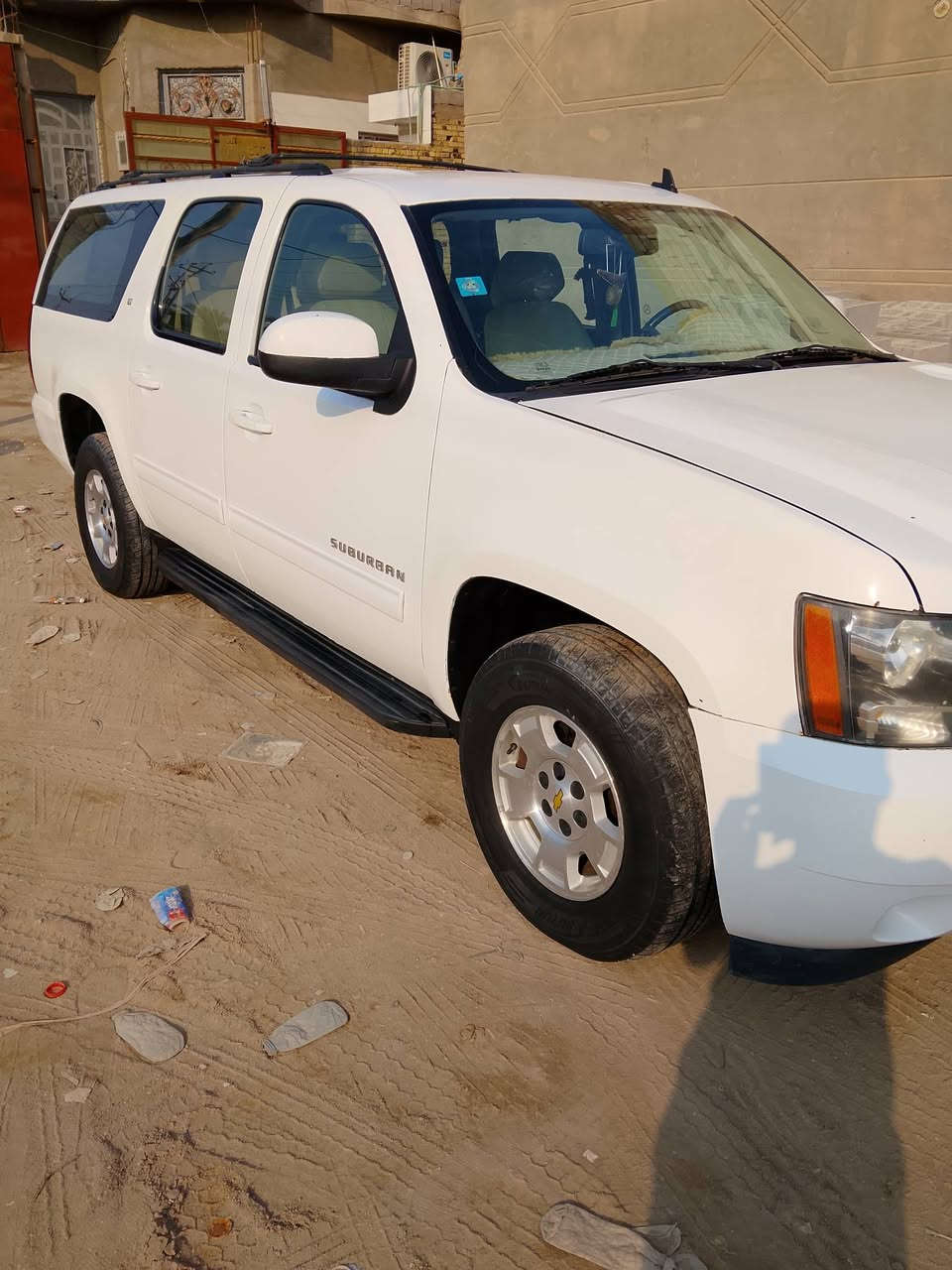 السلام عليكم تاهو طويل للبيع موديل 14 رقم بغداد باسمي مكينه جير جديد سعر 215 ورقه رقم التلفون ***********
