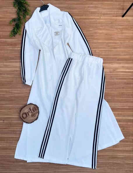 #طقم قطعتين دااابل ايطالي كوالتي عالي 
 قياس  38 40 42 44 46 48
خدمة توصيل لجميع محافضات العراق 5الف
للحجز والاستفسار مراسلة الصفحه خاص رجاء او واتساب ***********
#بيج الاميرات للملابس
