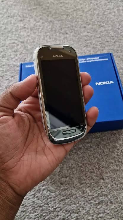 للبيع نوكيا C7 جديد غير مستخدم شرط ملحقات كامله 
***********
***********
