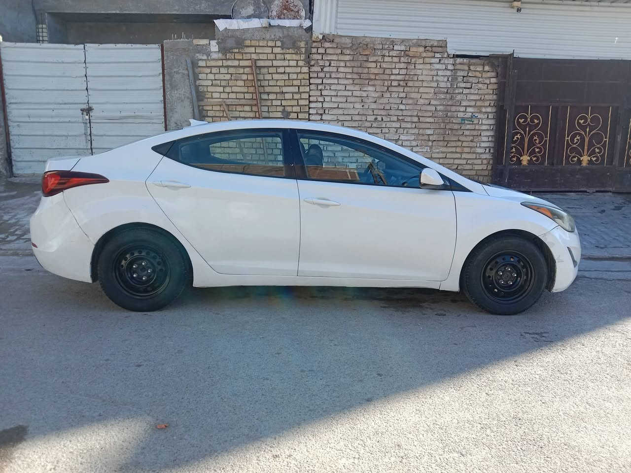 السلام عليكم الانتره موديل 16 وارد امريكا حادثهة جنطه وجمالغ الأيمن مكينه وكير عادي خير من الله 6 نمر محركهة 1800 رقم سياره بغداد الماني سنويه صاقطه من 2023. سعر 100 بيها مجال.   ***********
