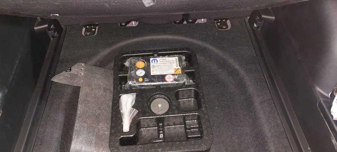 جيب كومباس / jeep compass
سنة الصنع 2022 زيرو الشكل الجديد
مواصفات Latitude
حادث دعامية 
رقمها بغداد 
صيانة ومواد شركة
السعر 17.900 $
التواصل ***********
