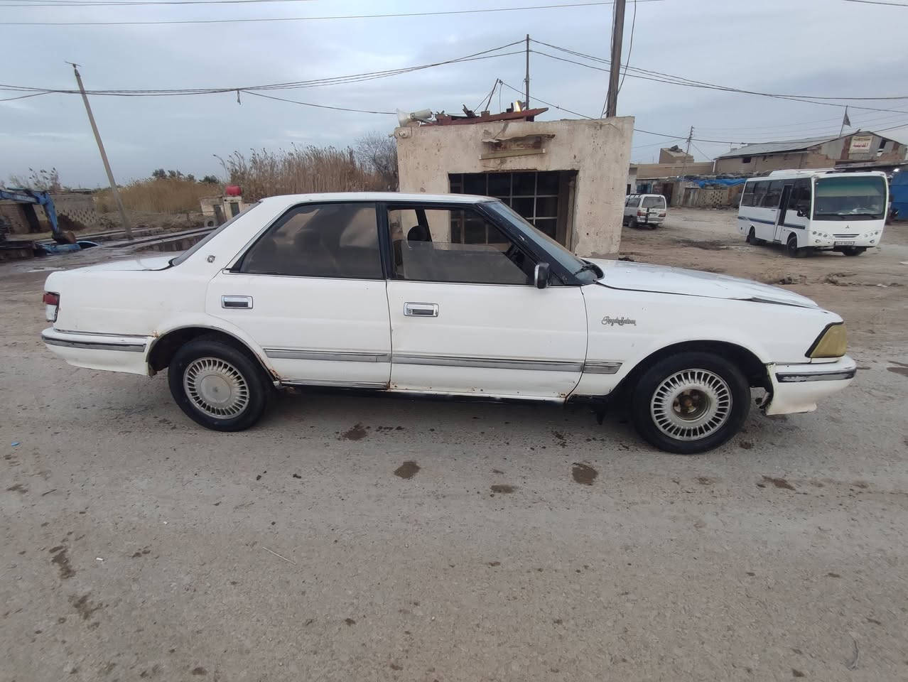 سلام عليكم هارتوب موديل 1992 رقم قادسيه مشروع وطني تحويل مباشر كير ومكينه ففتي جدد حاويه مكفولات  حداديه تعبانه وكشره مثل ما موضح بصور السعر 20$ وبيه مجال لشراي للستفسار الاتصال ع رقم ***********
ذي قار / الفجر
