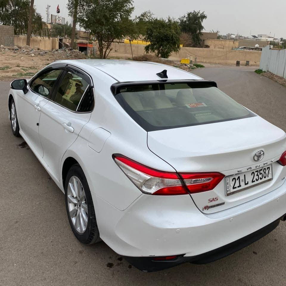 كامري موديل 2018  ( خـليـجـي )
*** السونر بتاريخ 24/1/2026
كلشي موضح بالسونر 
السياره بيه طخه من جوه برصيف من اشتريته على هاي الحطه
ما اريد احد يجي ويكلي مكلت
كلشي واضح والسونر حديث والي بيه كلت بي اقره كلشي وحياك الله،،،،

بيه ملاحظات بسيطه 
طخات بالدعاميه الاماميه والخلفيه
وكنر الخلفي للجاملغ دحجه بسيطه
تبريد تدفئه صدر امامي خلفي كير محرك خير من الله
كلشي بيه شغال والحمدلله
وبيه تشغيل عن بعد بالريمونت
 ماشيه 90  km
السياره بأسمي وتحويل ثاني يوم وهزه بعده مساقطه
لمعرفة السعر علق تم و يجيك السعر 
مكاني العطيفيه قرب جامع براثا
***********
