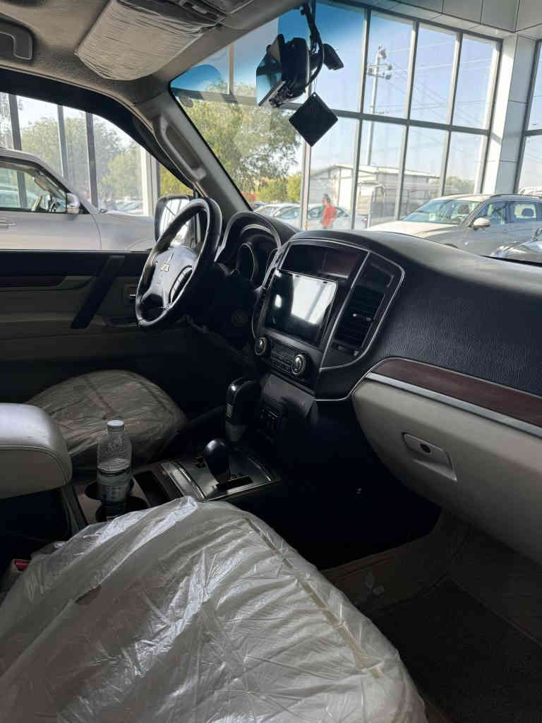 باجيرو لبيع فول 1/1 حبتور رقم سليمانيه سياره بدون نقص جاهزه نظيفه كلش سعره 138 وبي مجال مكاني ديالى .خانقين
*********** خناقين, ديالى
