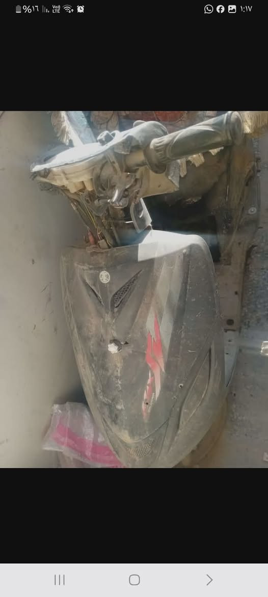 السلام عليكم
بسبب الوعود الكاذبة يعني صار سبوعين من ناشرها ويطبلي واحد يكلي اجيك واسبوع كامل يومية باجر حضرة جنابة حجايتك وبولتك نفس الشي 
ويجيني الثاني هم كذلك يعني هية تسوة بس اريد افتهم زين ماناشر دبابة واللة زحمة وعيب 
ماكس ١٤٠ ابيع كوم حديد ابيع كوم حديد واعيد واكرر كوم حديد 
جانت تشتغل وتركتها صار شهرين تجي تاخذها وتروح لحد يواعد الي يريدها يكلي جايك مال ابقيها ثاني يوم شيلها من بالك لتجي وتكلي تشتغل تجي تاخذها وتروح سعرها ١٥٠. بيها مجال قليل 
مكاني الدورة 
***********
