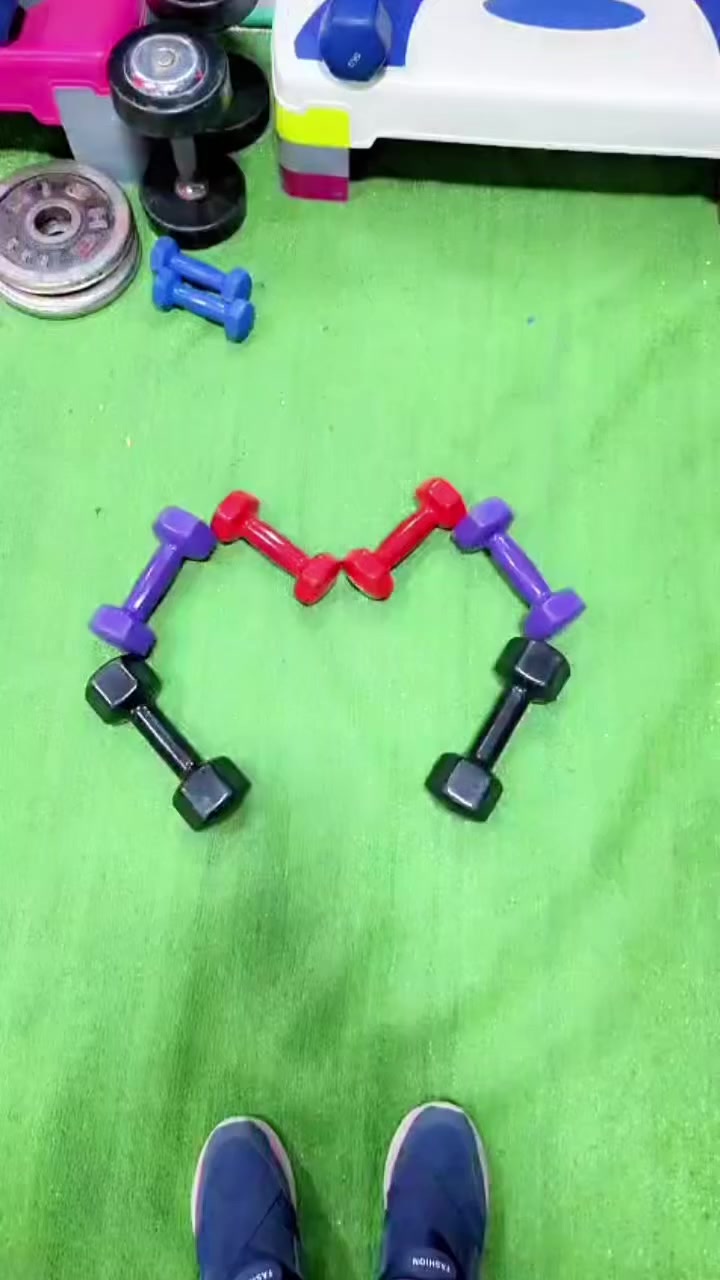 يعلن جم فتنس تودي مجمع الشذرة عن برنامج الرمضاني اوقات مفتوحه من ساعه 3 عصرا حتى الساعه 12 ليلا سعر الاشتراك الشهري 25 يشمل البرامج 
برنامج تدريبي
كورسات تمارين 
نظام غذائي سعرات محسوبه
اوقات ترفيهيه 
يوجد كابتنه محترفه شفت كمال اختصاص تربيه رياضه 
للاستفسار ع الرقم ***********
