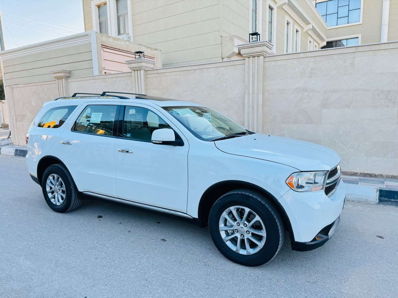 سلام عليكم ورحمة الله وبركاته 
دوج دورنكو 2013 وارد خليجي وكاله هارلم سياره عل كبس شركه حيل جديده  مكفوله من الفتح والتبديل والضربه صبغ فقط طرف البنيد بدون فتح حته الدعاميه نفسه فقط شرط سياره جاهزه عل اخير سدر امامي خلفي جديد تخم تاير جديد مكينه عل وضع شركه تبريد ثلج كواتم فانات كبس شركه  سياره جاهزه عل اخير موصفات 1. 1 فول 6 سلندر 7 راكب 3 قطع تبريد  فتحه بصمه تشغيل عن بعد حساسات مريات قلاب منضومه زينون  كشنات جلد + كهربائي جنطه كهربائيه ويل كب إشاره بمري سياره فول اعلى فه بدورنكو فول سياره تحويل مباشر رقم بغداد  مكان سياره مركز الناصريه حي الفداء قرب مركز شرطه الفداء سعر 188 اتصال *********** ناصرية, ذي قار
