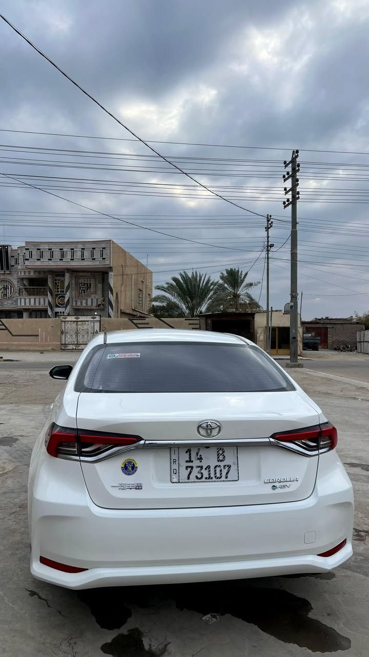 سلام عليكم للبيع كورلا هايبرد 2025 حرة فول مواصفات مكفولة كفالة عامة ماشية 5000
السعر168 وبيها مجال 
***********
