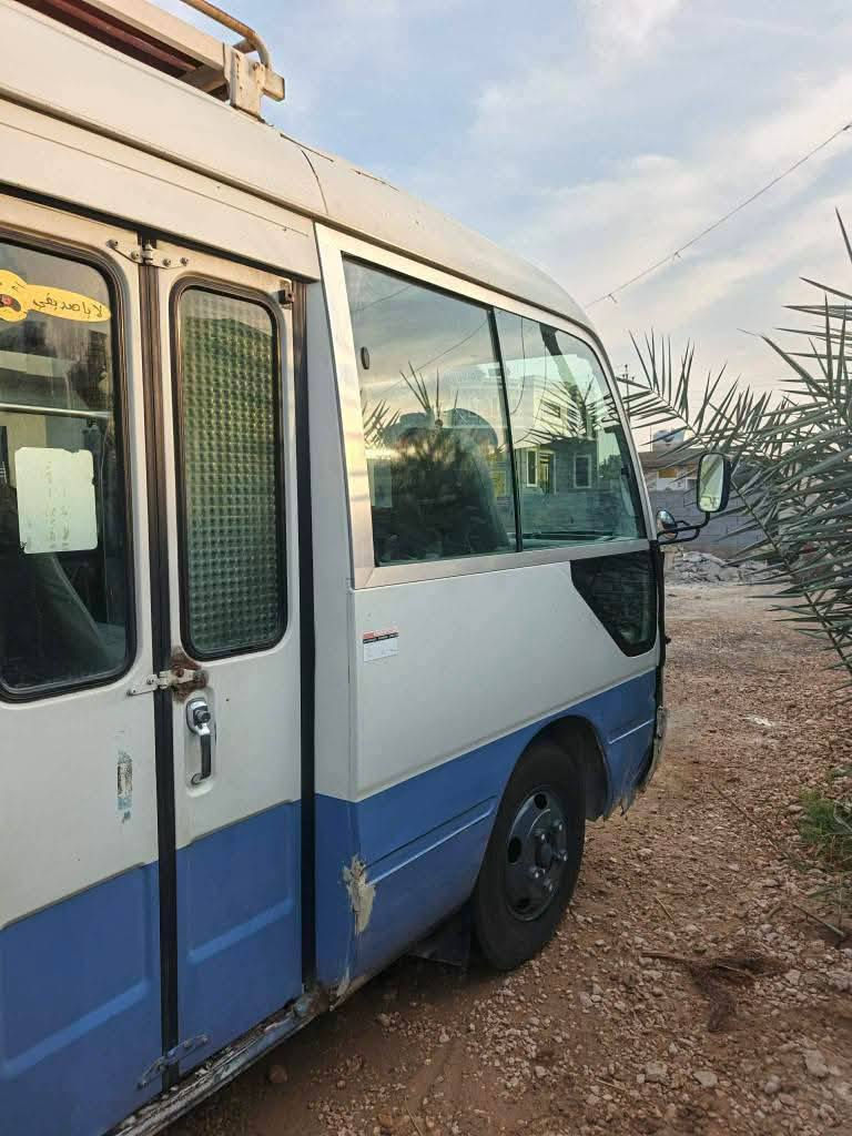 السلام عليكم
للبيع تويوتا 2007 رقم بصره انجليزي هزه وبراد وهيئه كلها مصفر سياره ربع ما تصرف عليها تايرات جديده صدر خلف امامي جديد سياره خير من الله تبريد ثلج سياره جاهزه للشارع محرك وقير واكسن كفاله سياره خير من الله الابيض مقفول من صبغ بيها طخه قليله البنيد خسفه وشويه بالحجل والسعر 210 وبيها مجال للشراي محوره منظومه غاز ابوسيف ‏‪***********‬‏     🥰‏‪***********‬ اخوان مكلف بالنشر
